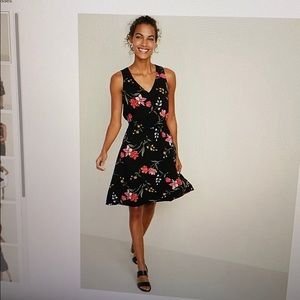 Floral V-neck dress